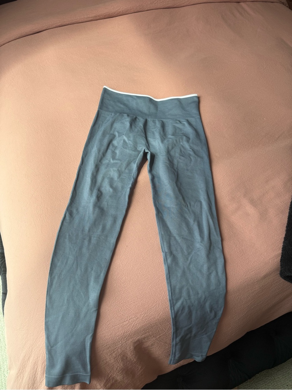 SHEIN Slate Blue High-Waist Seamless Leggings scrunch butt